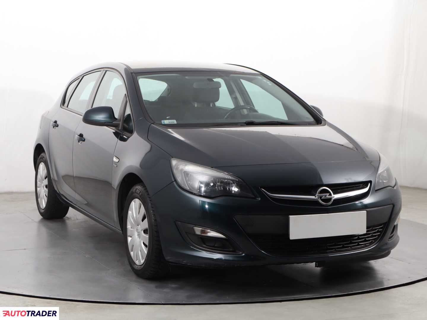 Opel Astra 2013 1.4 99 KM
