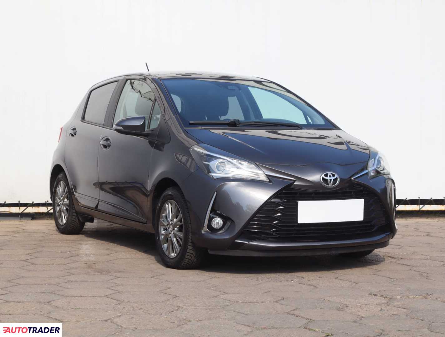 Toyota Yaris 2017 1.5 109 KM