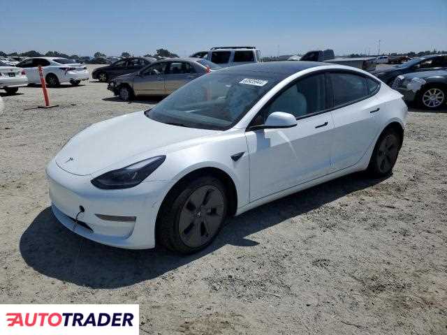 Tesla Model 3 2023