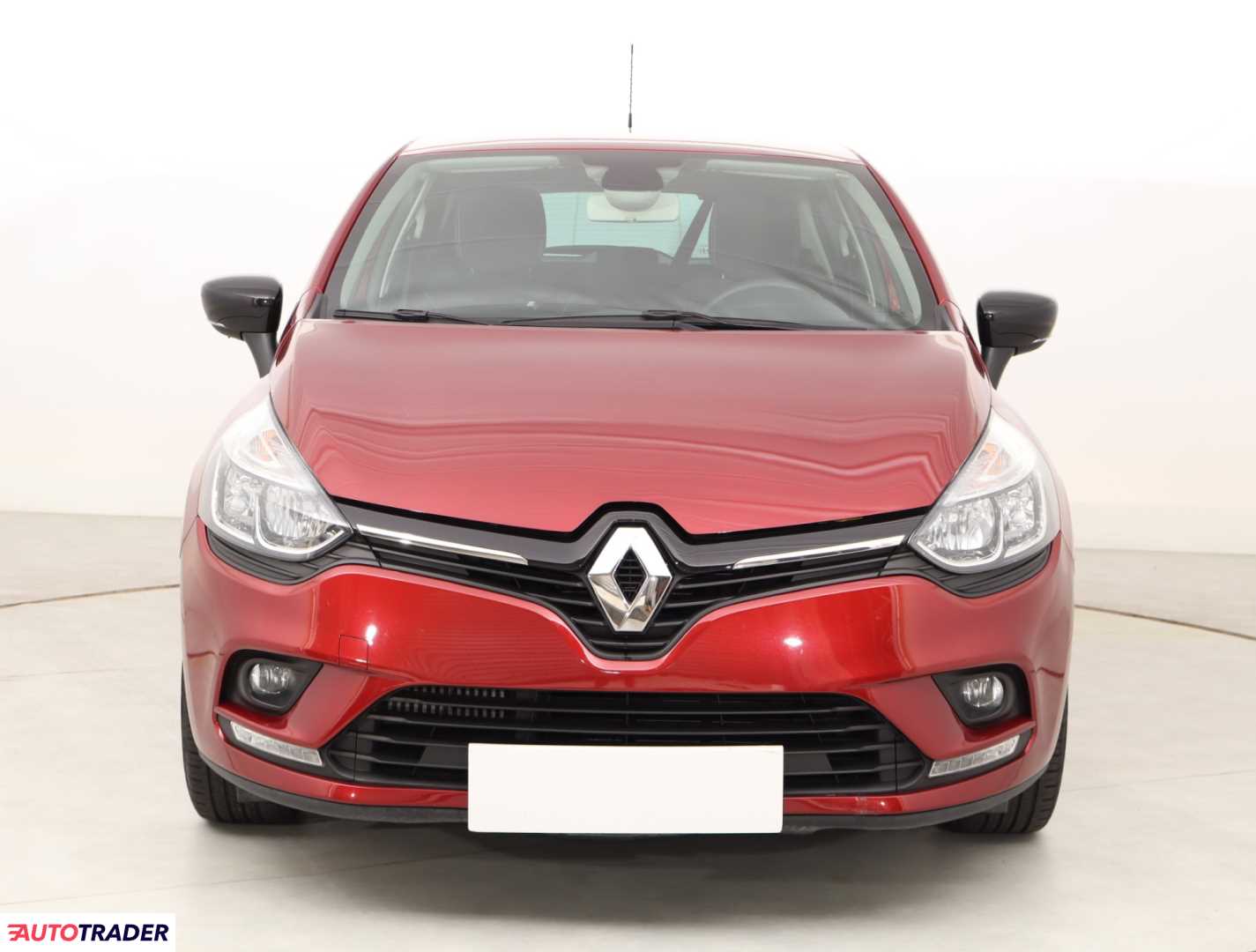 Renault Clio 2018 0.9 88 KM