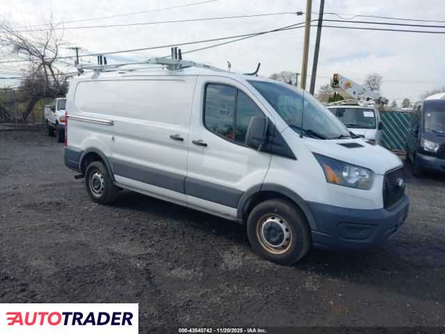 Ford Transit 2021 3