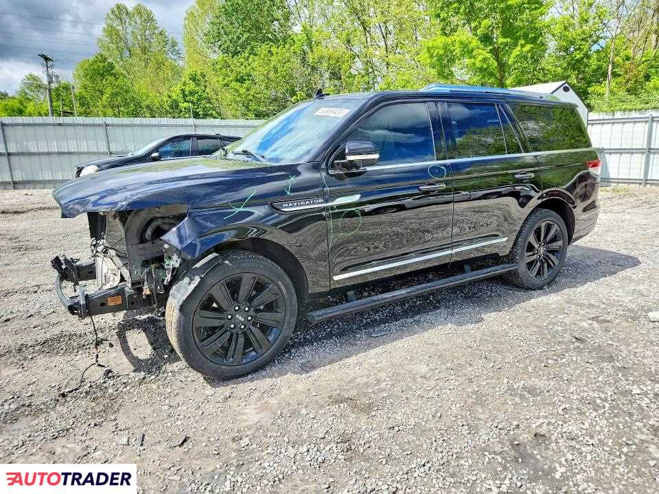 Lincoln Navigator 2023 3