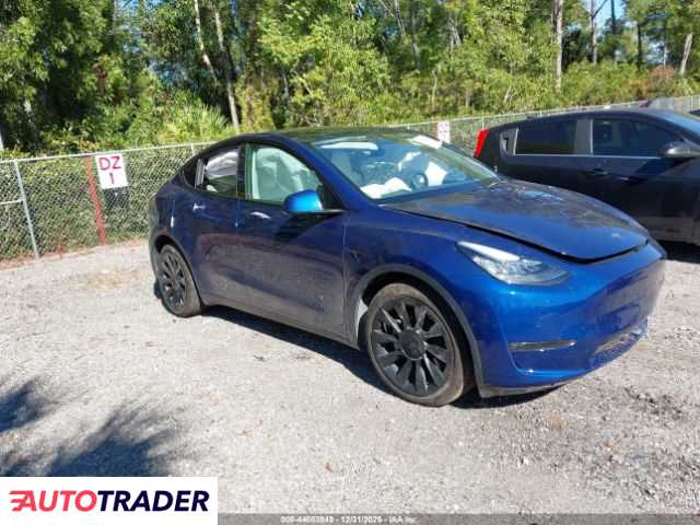 Tesla Model Y 2022