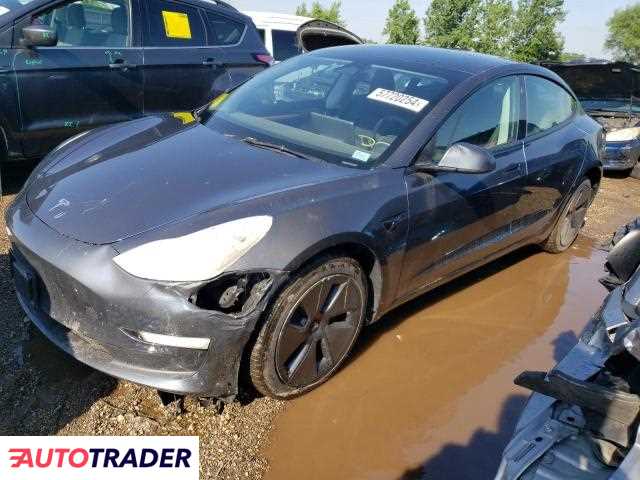 Tesla Model 3 2023