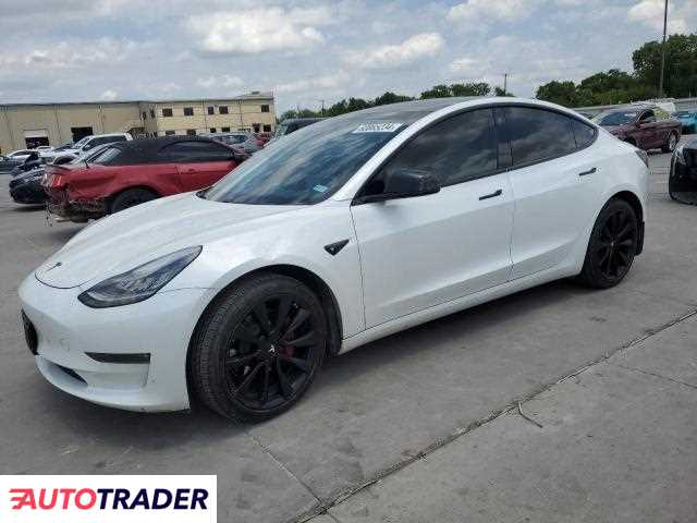 Tesla Model 3 2019