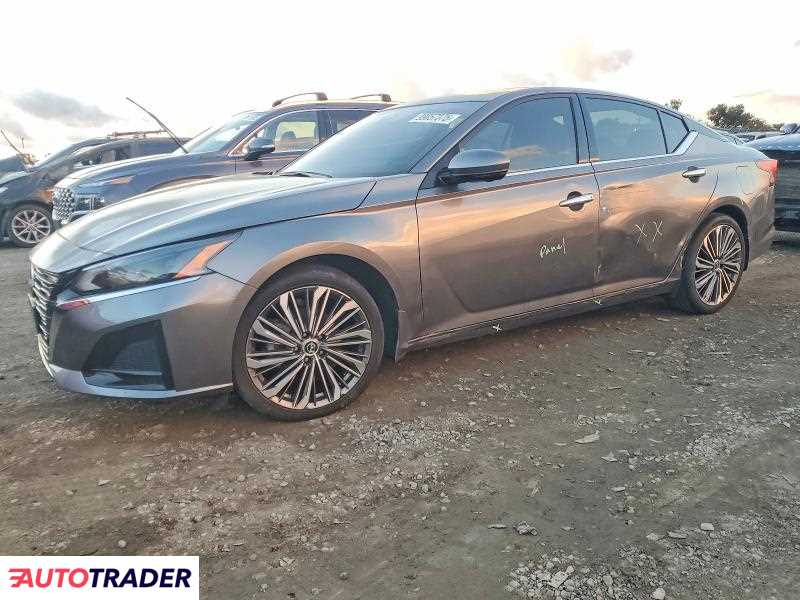 Nissan Altima 2023 2