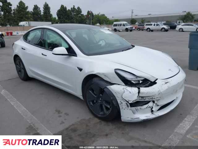 Tesla Model 3 2023