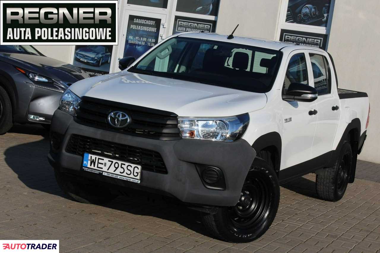 Toyota Hilux 2018 2.4 150 KM Toyota Hilux 2018 2.4 150 KM