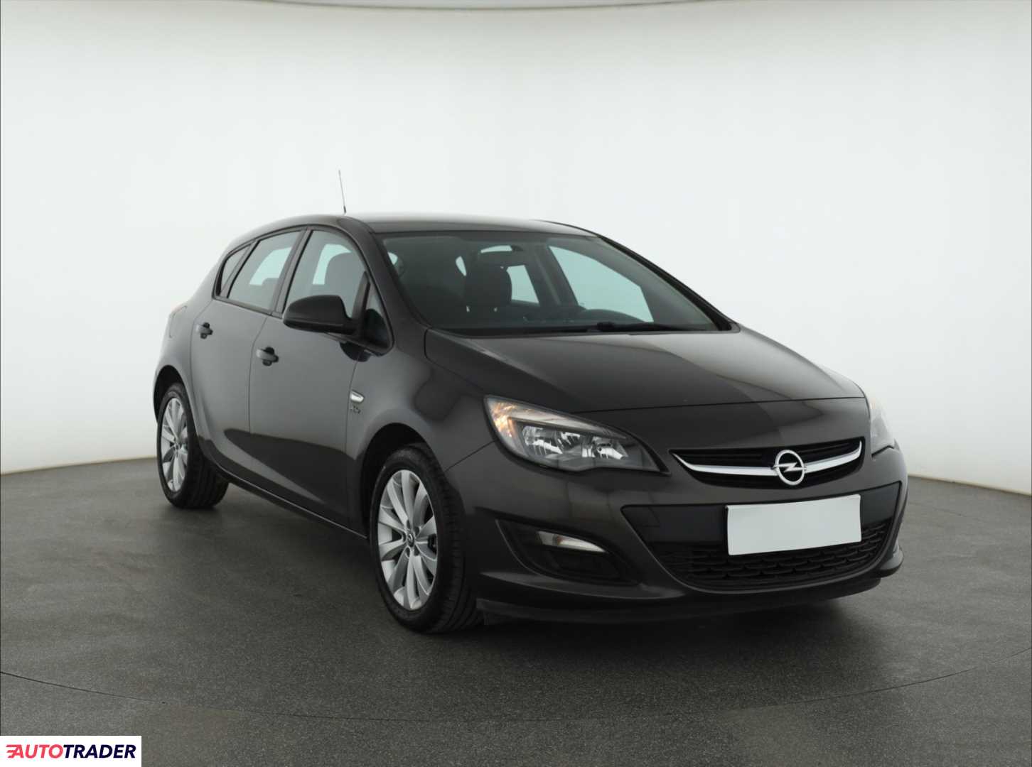 Opel Astra 2013 1.4 138 KM