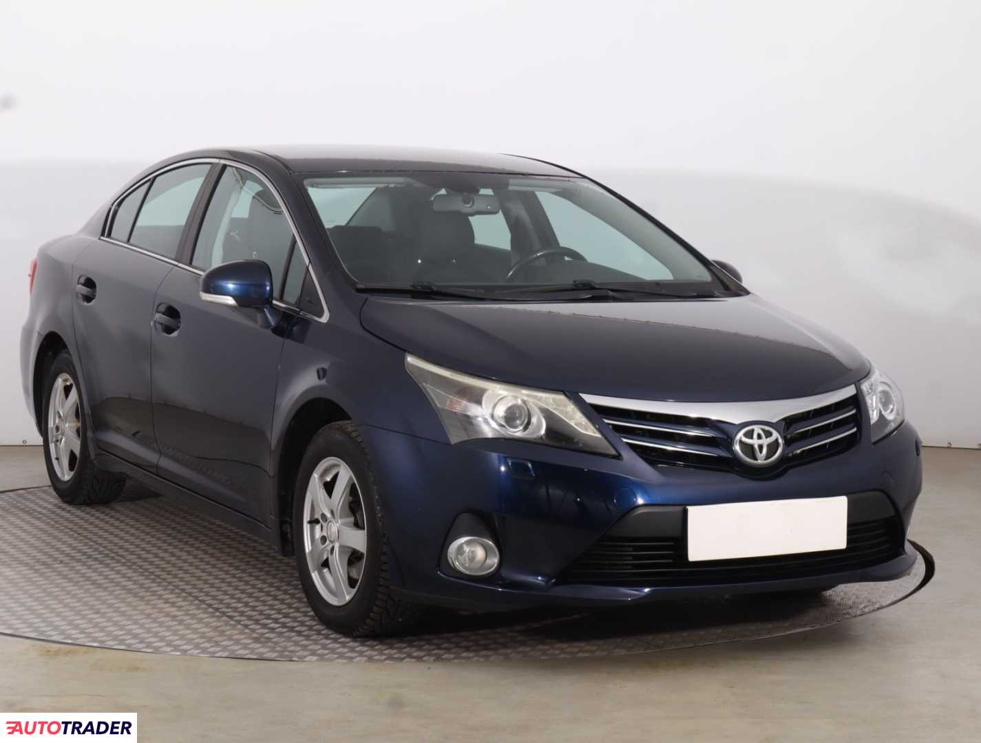 Toyota Avensis 2012 1.6 130 KM