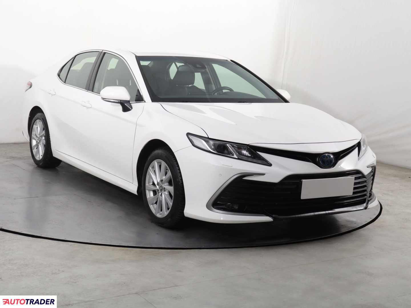 Toyota Camry 2021 2.5 214 KM