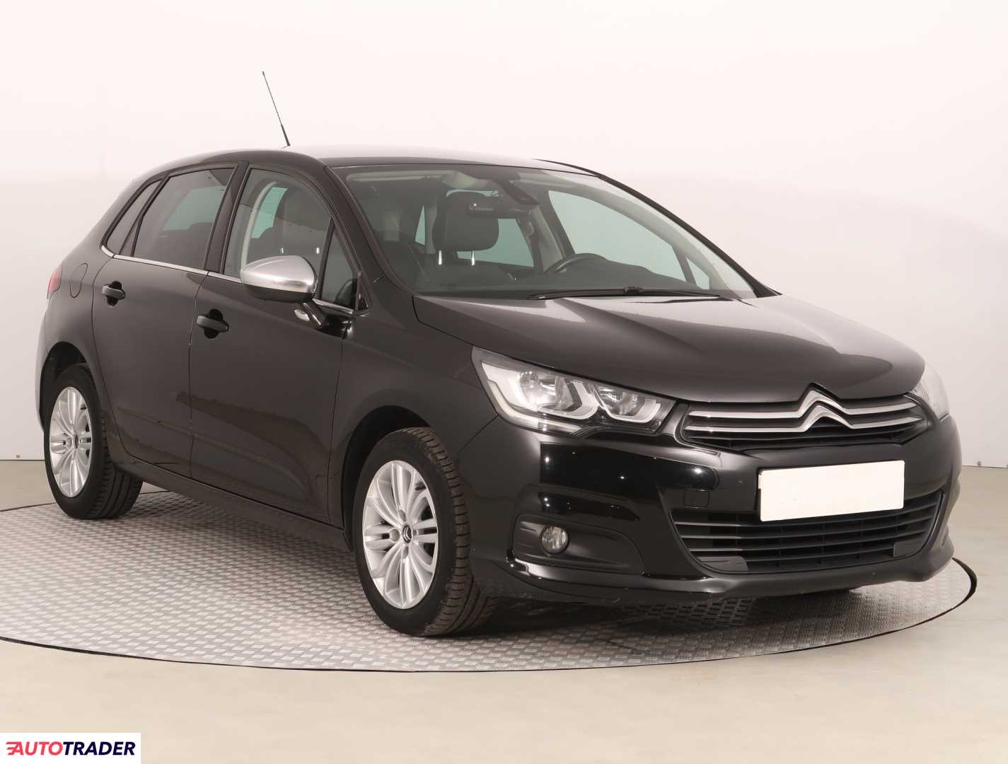 Citroen C4 1.2 108 KM 2015r. (Piaseczno)