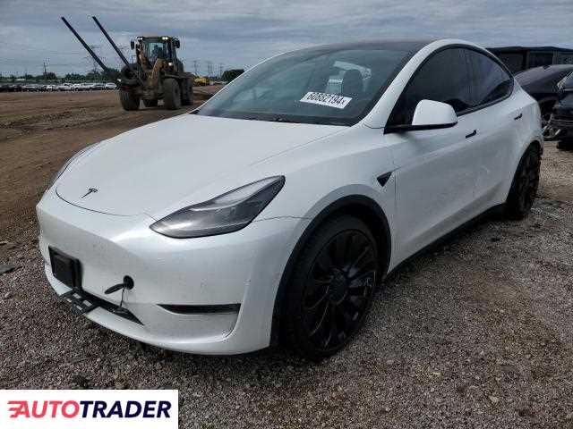 Tesla Model Y 2022