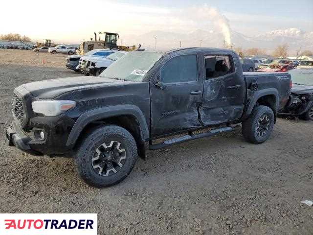 Toyota Tacoma 3.0 benzyna 2022r. (MAGNA)