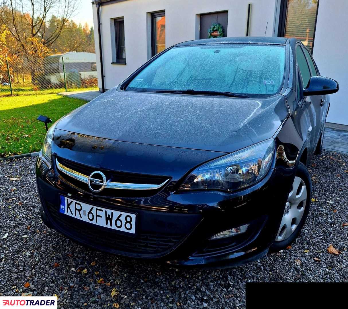 Opel Astra 2015 1.6 110 KM