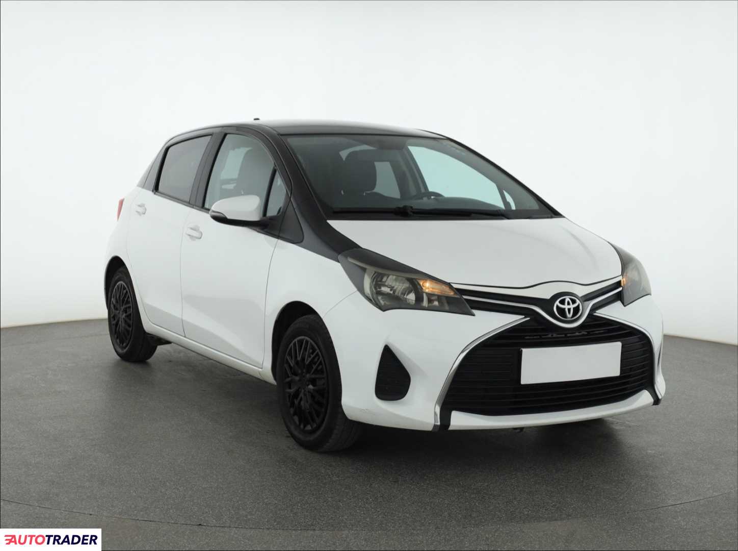 Toyota Yaris 1.0 68 KM 2016r. (Piaseczno)