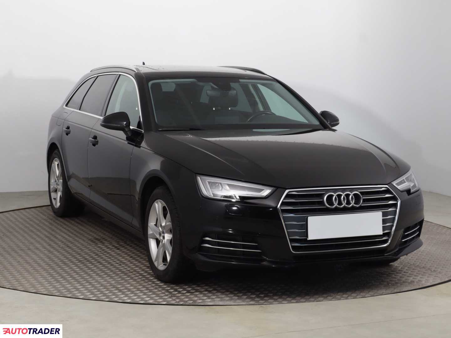 Audi A4 2016 2.0 187 KM