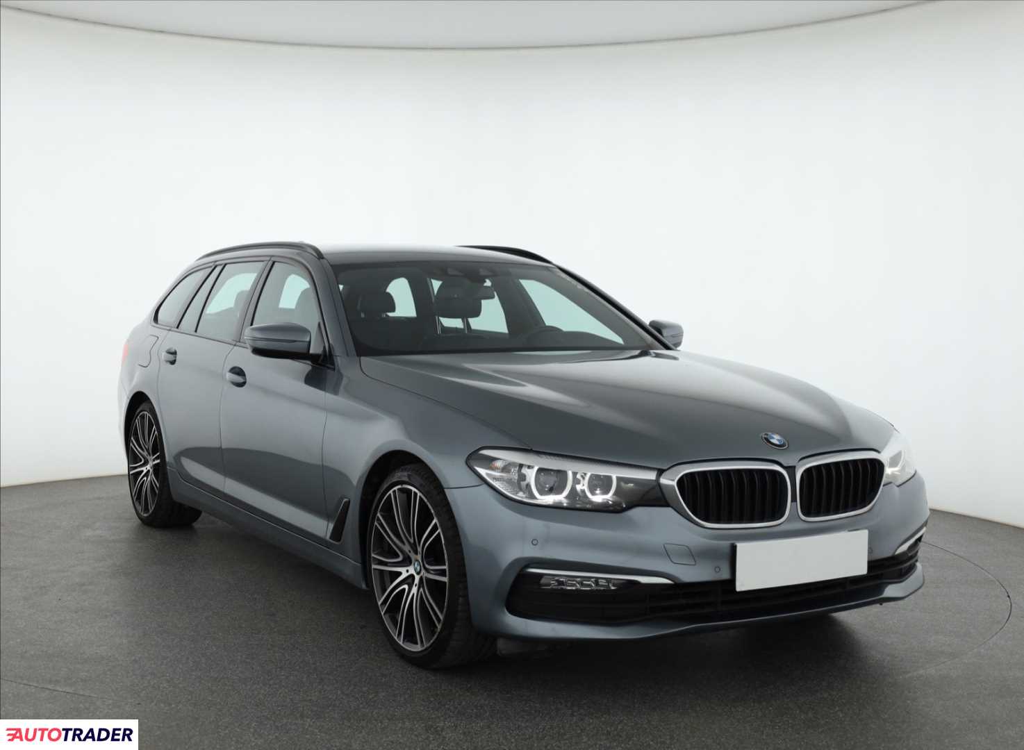 BMW 520 2018 2.0 187 KM