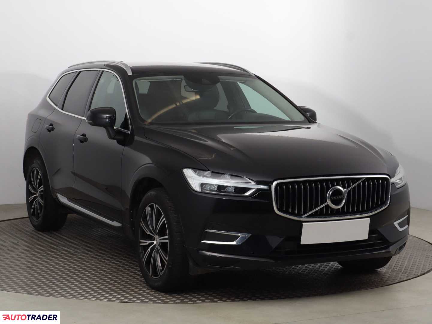 Volvo XC60 2019 2.0 187 KM