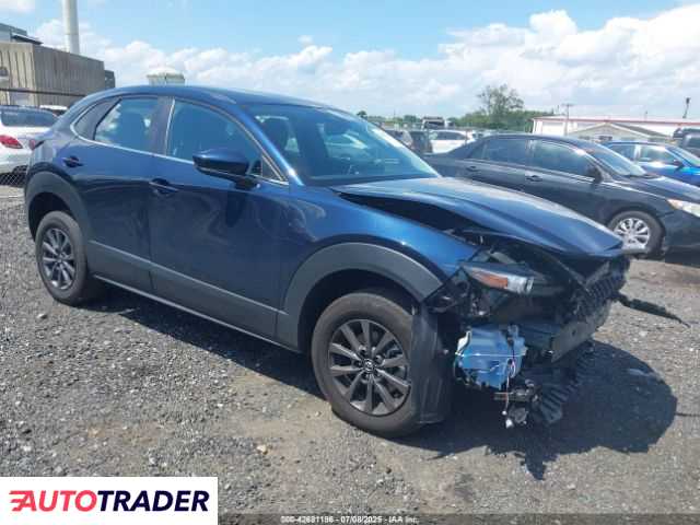 Mazda CX-30 2024 2