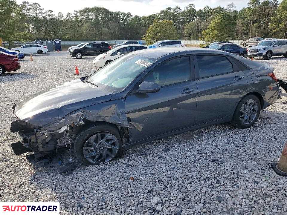 Hyundai Elantra 2024 2