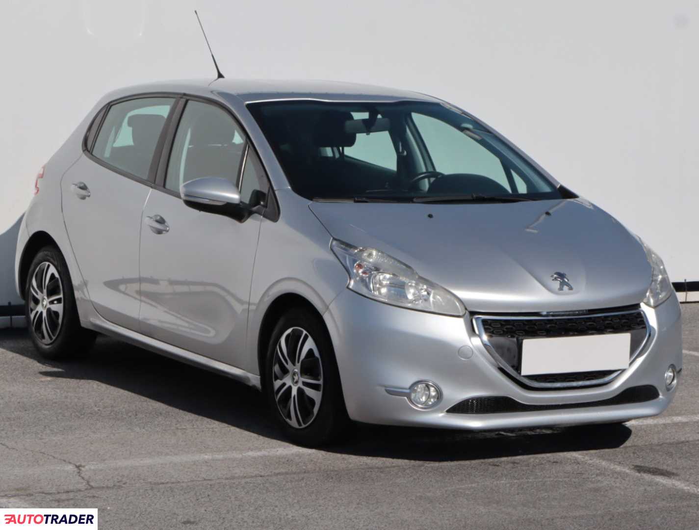 Peugeot 208 2014 1.6 91 KM