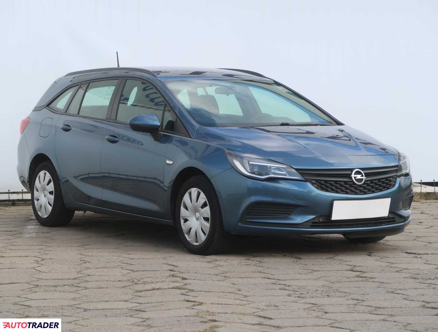 Opel Astra 2017 1.6 108 KM