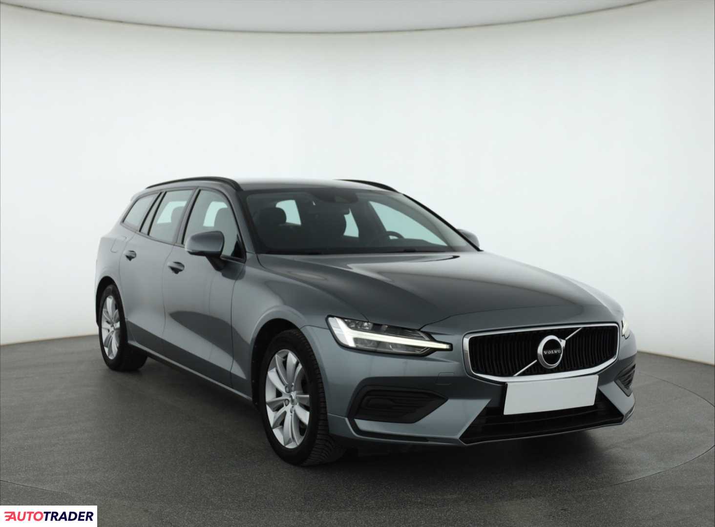 Volvo V60 2019 2.0 147 KM