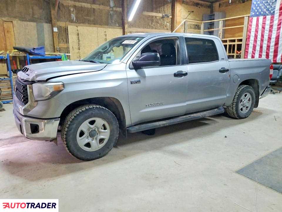Toyota Tundra 2021 5