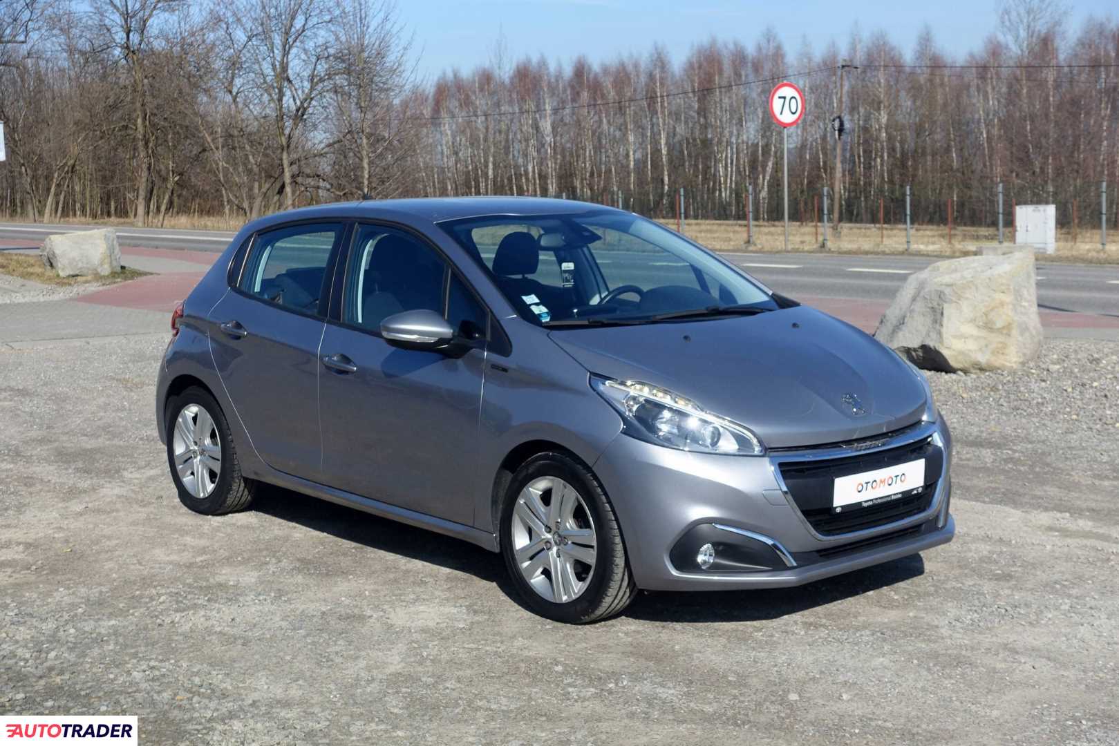 Peugeot 208 2018 1.2 83 KM
