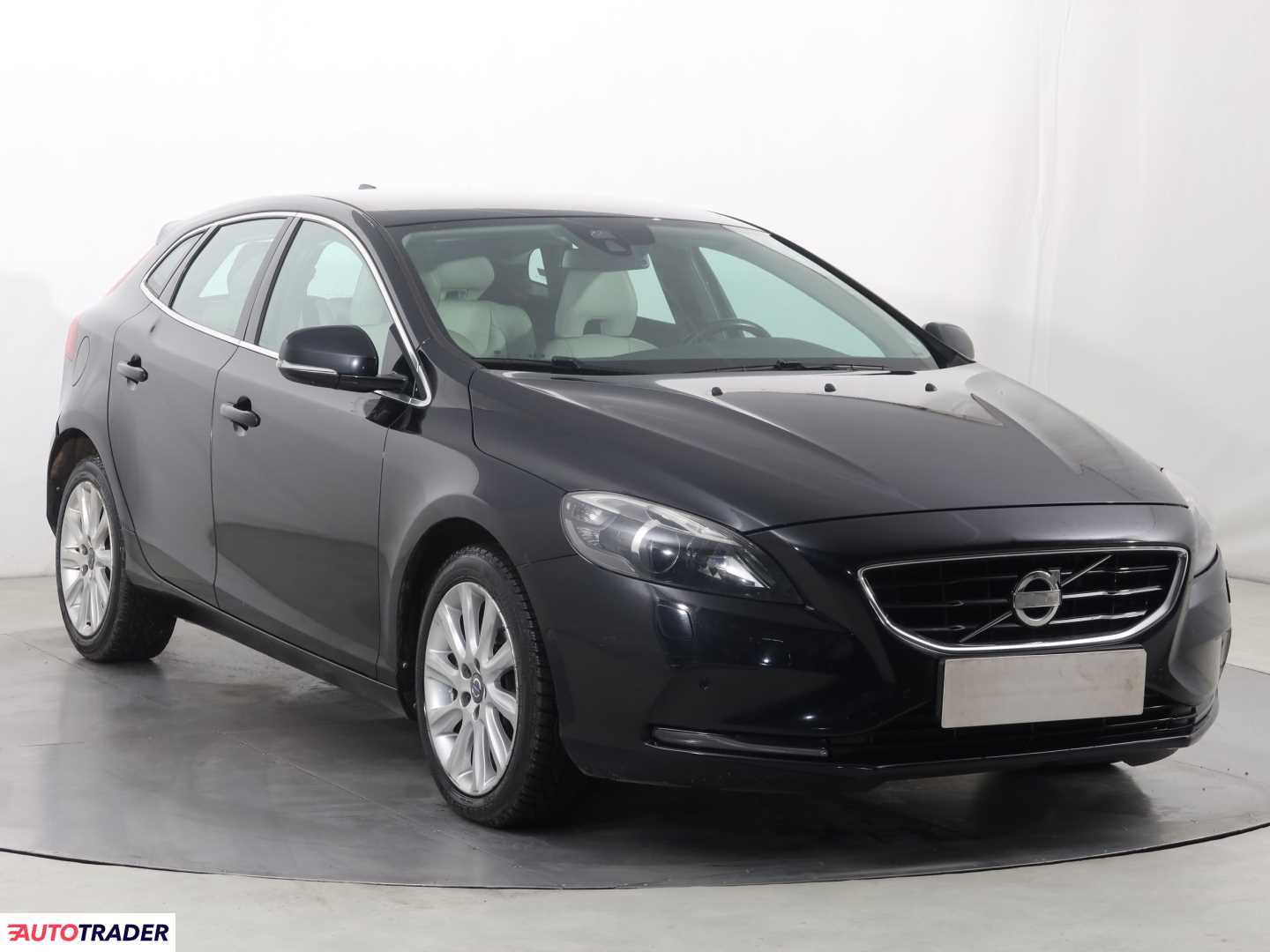 Volvo V40 2.0 147 KM 2012r. (Piaseczno)