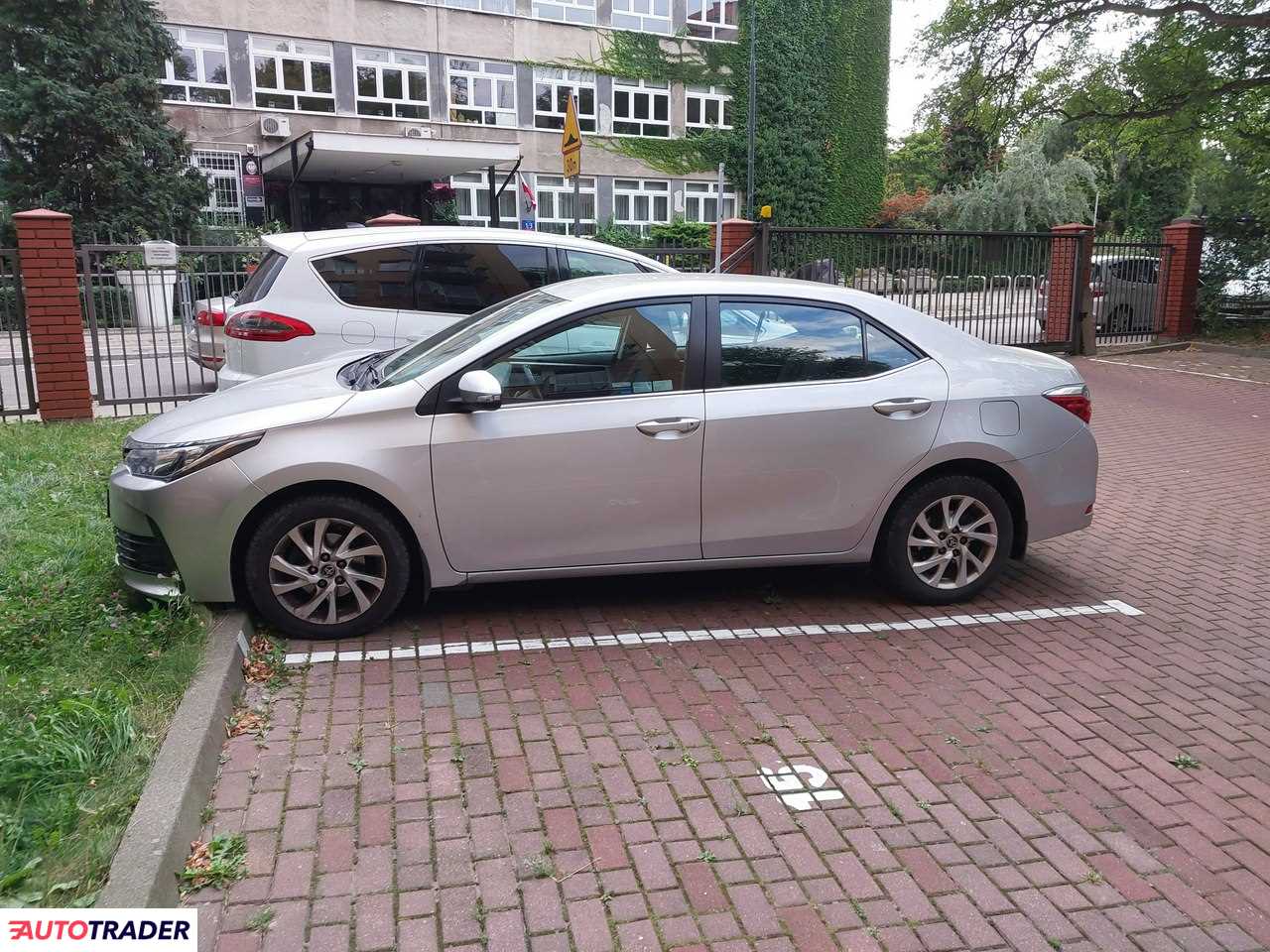 Toyota Corolla 2017 1.6 132 KM
