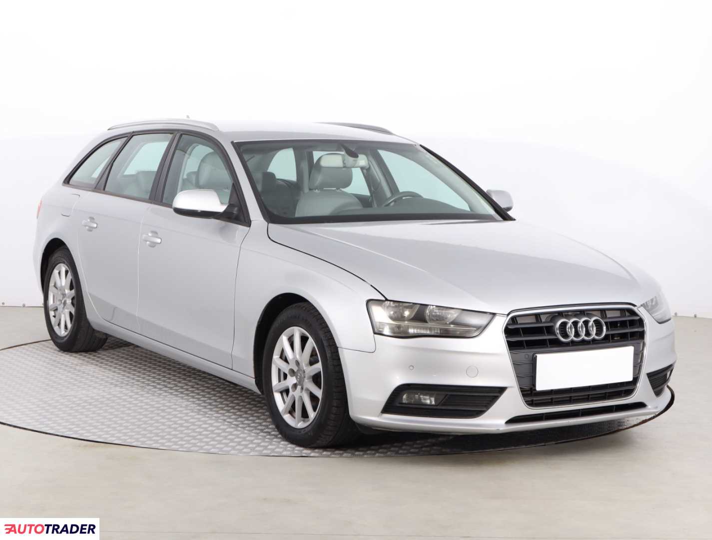 Audi A4 2014 2.0 147 KM