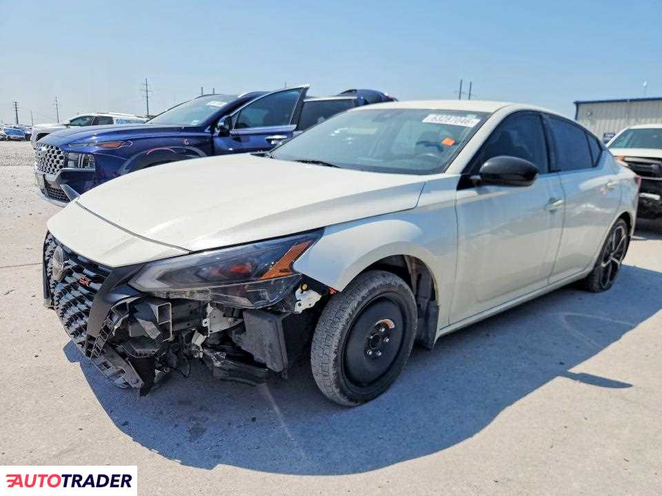 Nissan Altima 2023 2