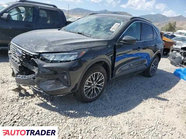Ford Escape 2025 2