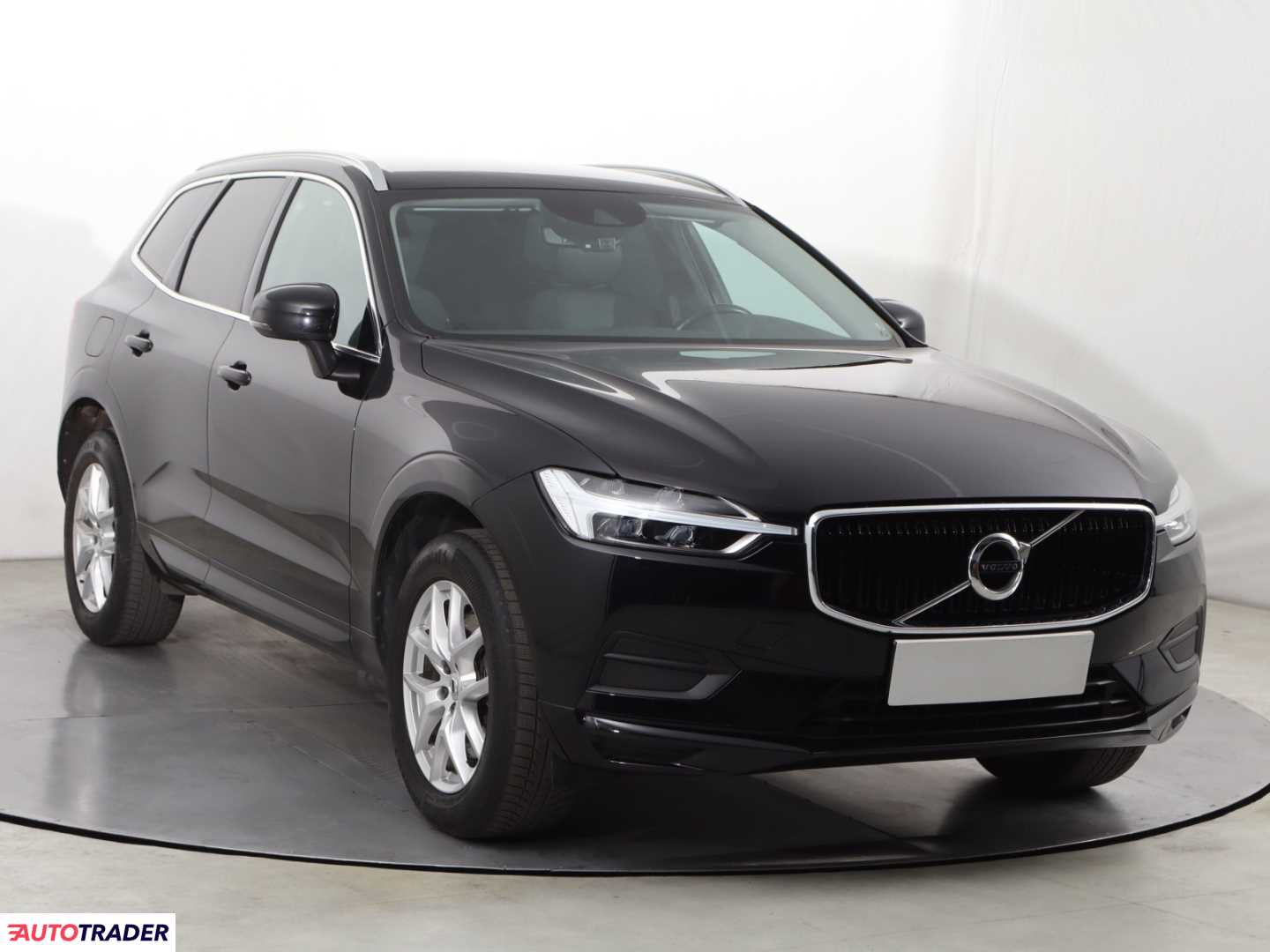 Volvo XC60 2019 2.0 194 KM