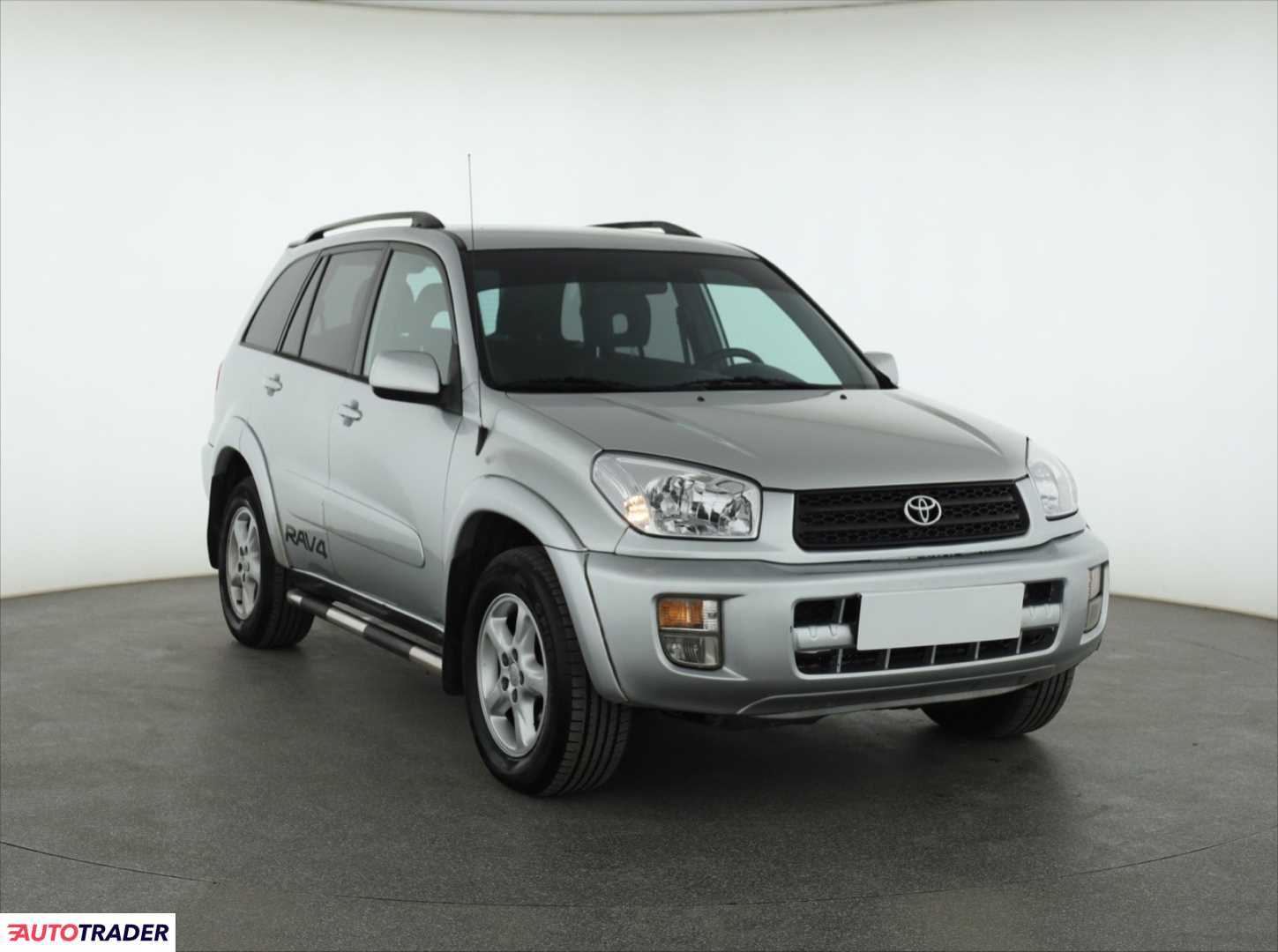 Toyota RAV 4 2003 2.0 147 KM
