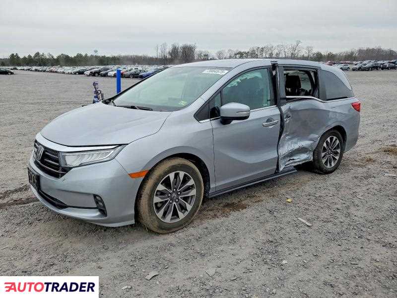 Honda Odyssey 2021 3