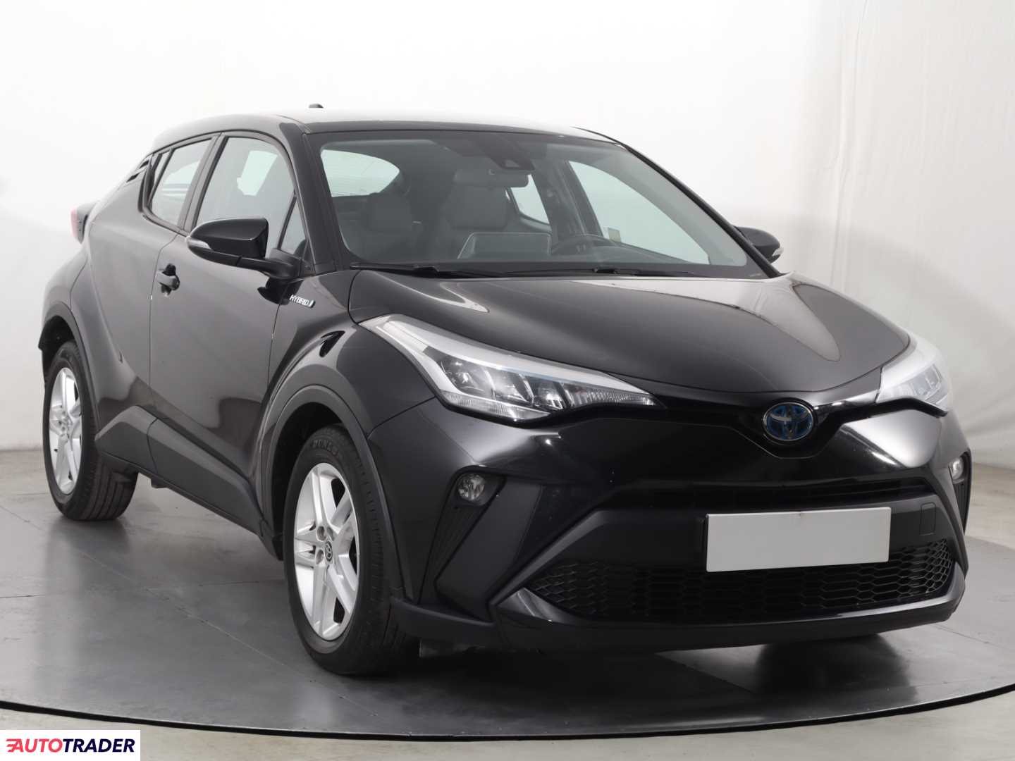 Toyota C-HR 2020 1.8 120 KM
