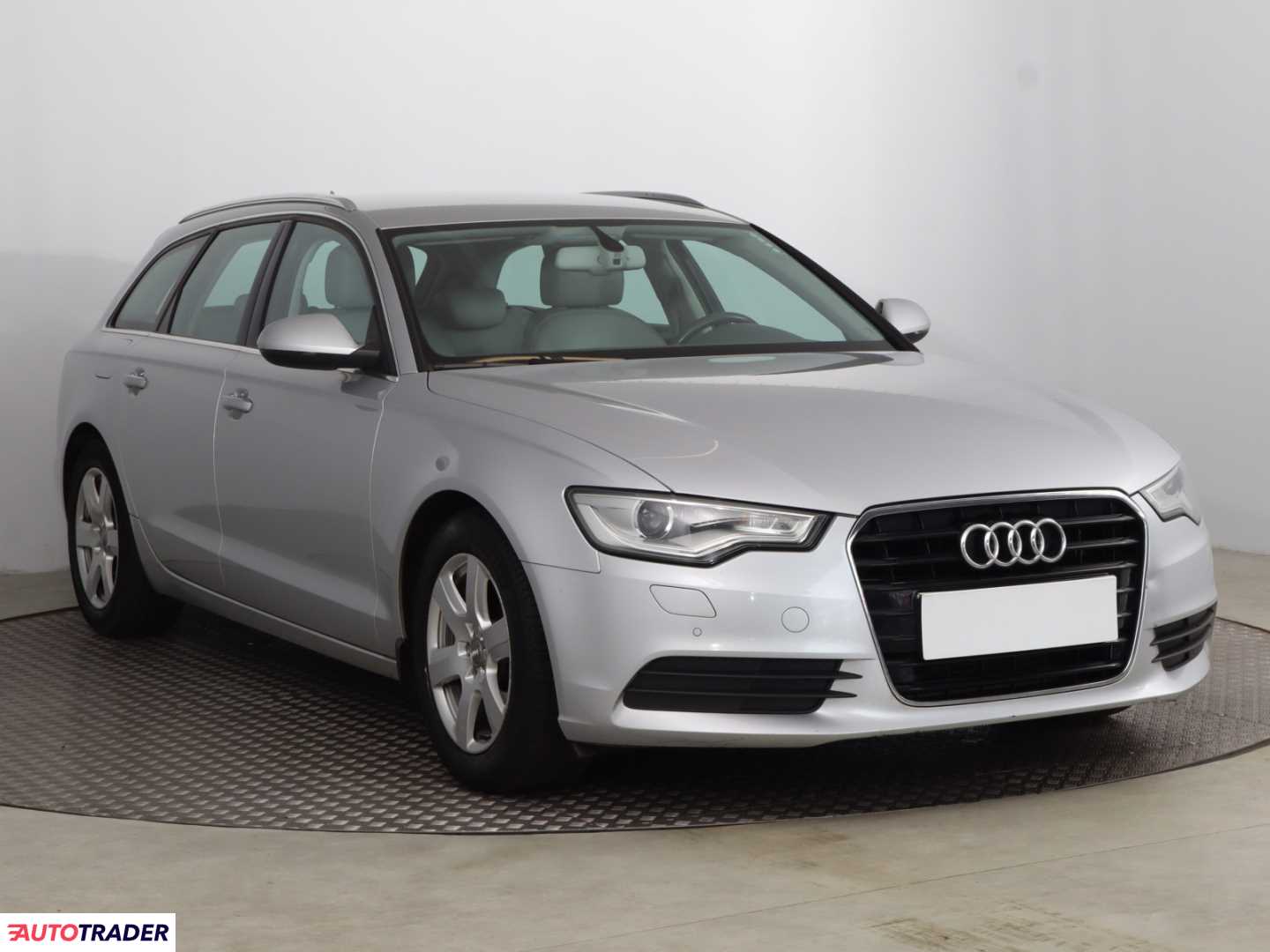 Audi A6 2013 2.0 174 KM