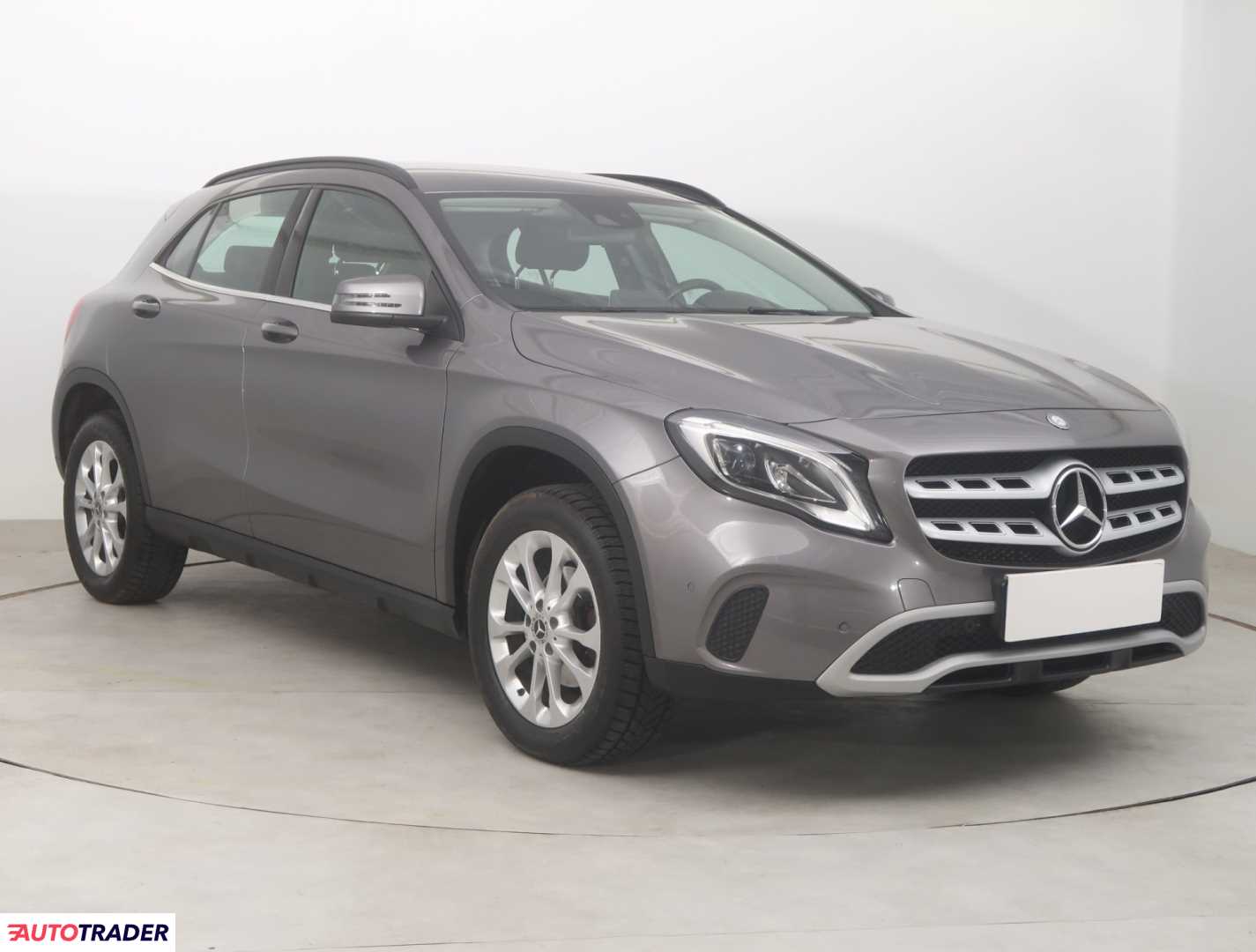 Mercedes G-klasa 2018 1.6 120 KM