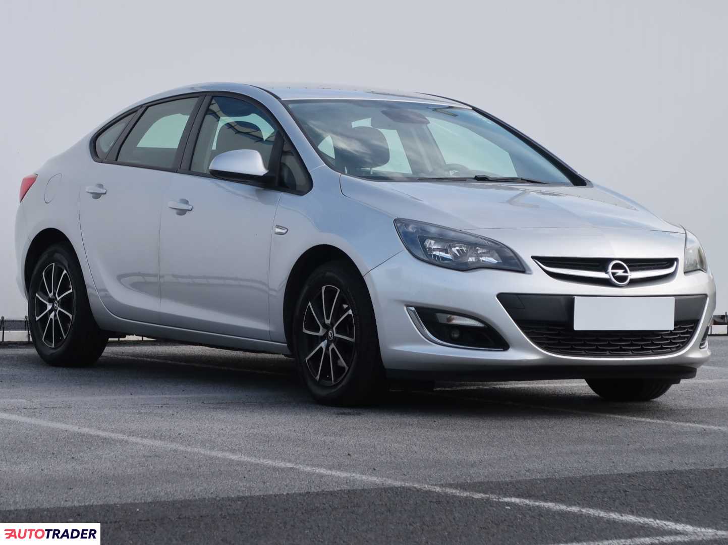 Opel Astra 2013 1.4 138 KM