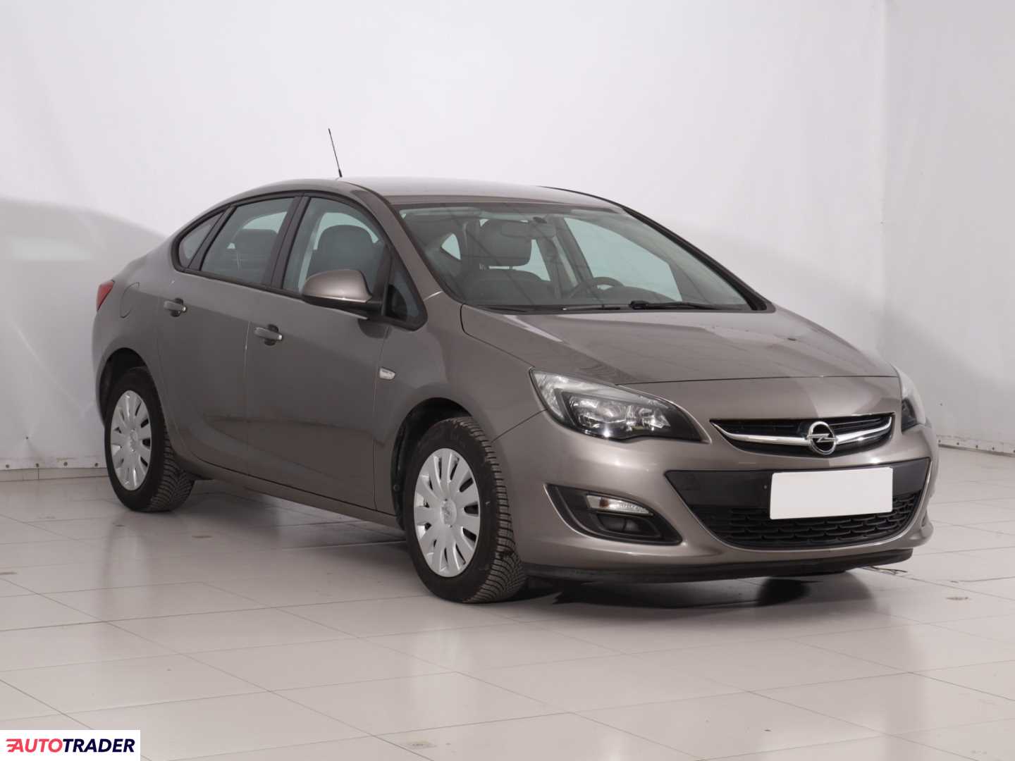 Opel Astra 2016 1.6 113 KM