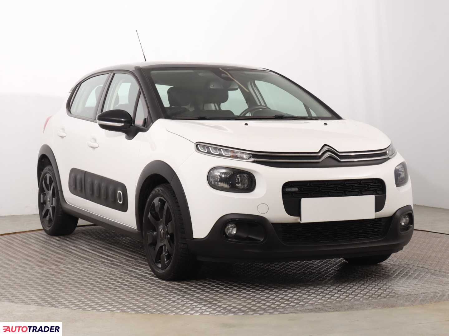 Citroen C3 2017 1.2 108 KM