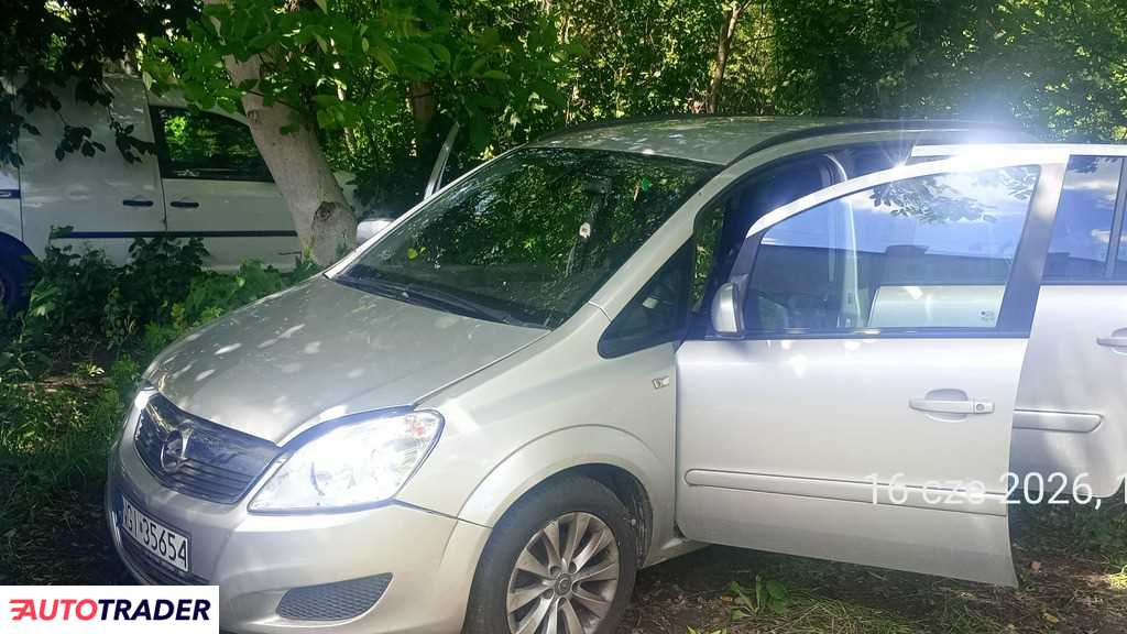 Opel Zafira 2013 1.8 140 KM