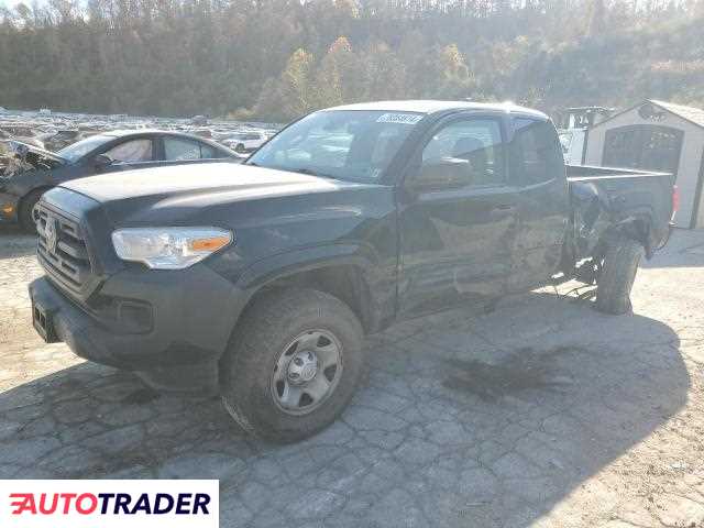 Toyota Tacoma 2.0 benzyna 2019r. (HURRICANE)