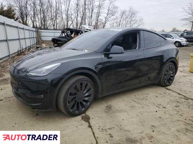 Tesla Model Y 2023 Tesla Model Y 2023