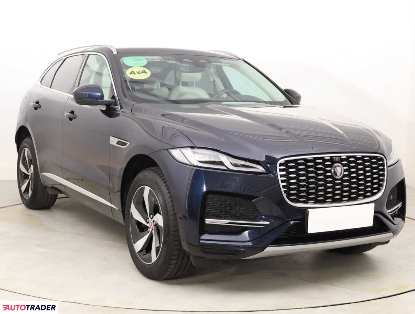 Jaguar F-PACE 2021 2.0 201 KM