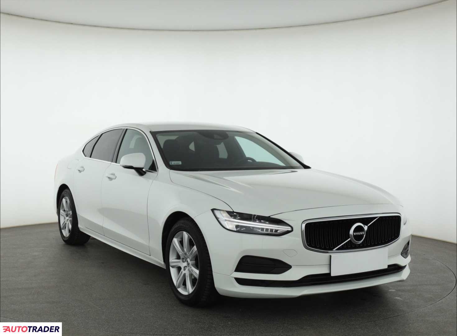 Volvo S90 2018 2.0 187 KM