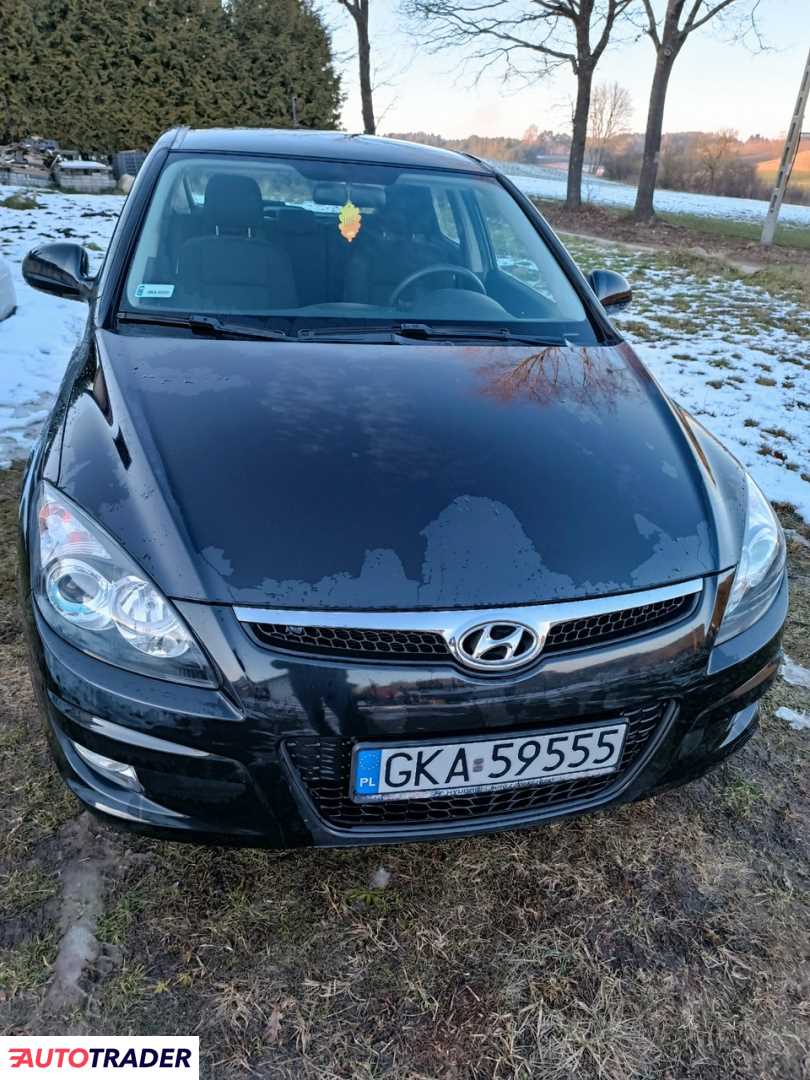 Hyundai i30 2009 1.4 109 KM